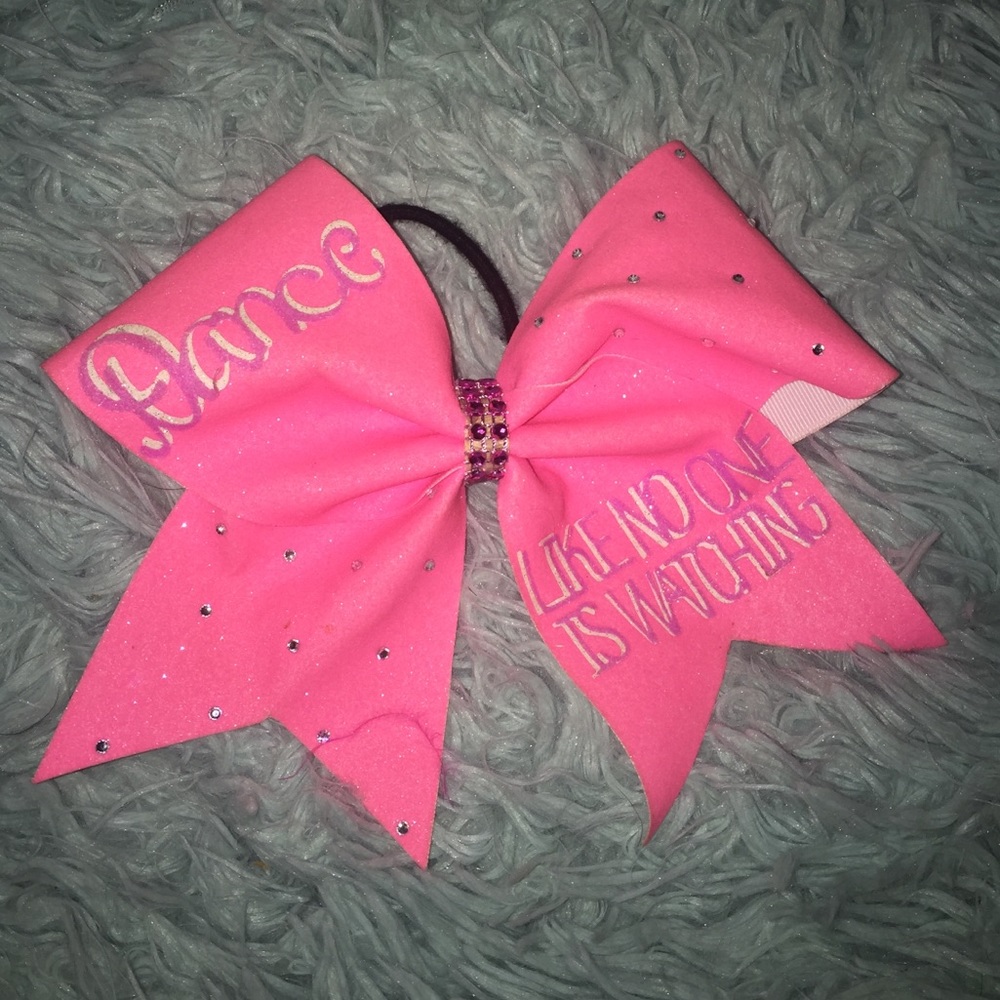 Cheer Bow